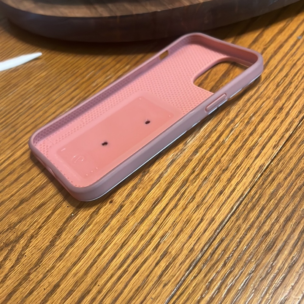 iPhone 13 Pro Max - Picture 3 of 3